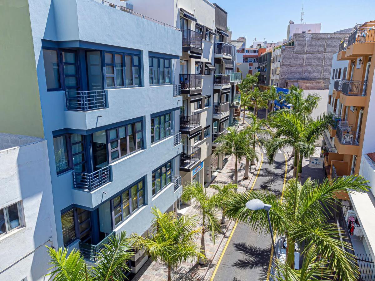Luxury Holidays Suites, Playa De Los Cristianos لوس كريستيانوس المظهر الخارجي الصورة