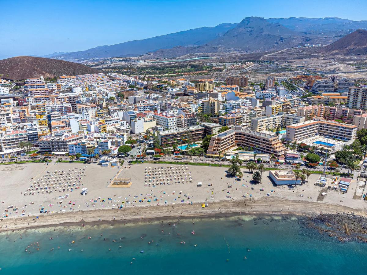 Luxury Holidays Suites, Playa De Los Cristianos لوس كريستيانوس المظهر الخارجي الصورة