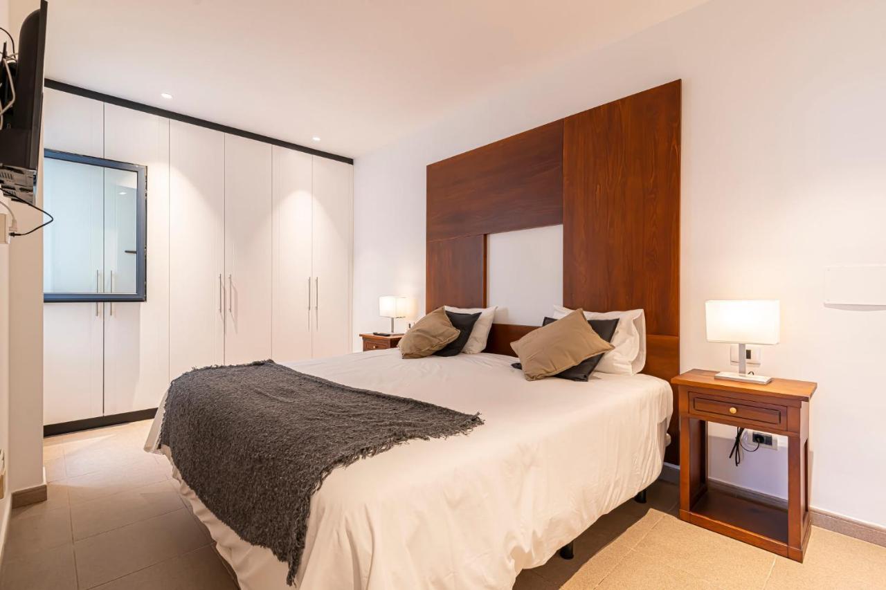 Luxury Holidays Suites, Playa De Los Cristianos لوس كريستيانوس المظهر الخارجي الصورة