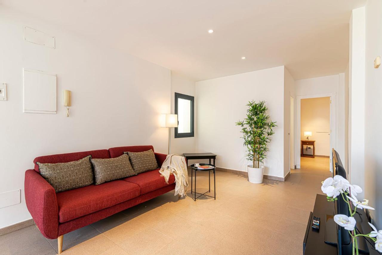 Luxury Holidays Suites, Playa De Los Cristianos لوس كريستيانوس المظهر الخارجي الصورة