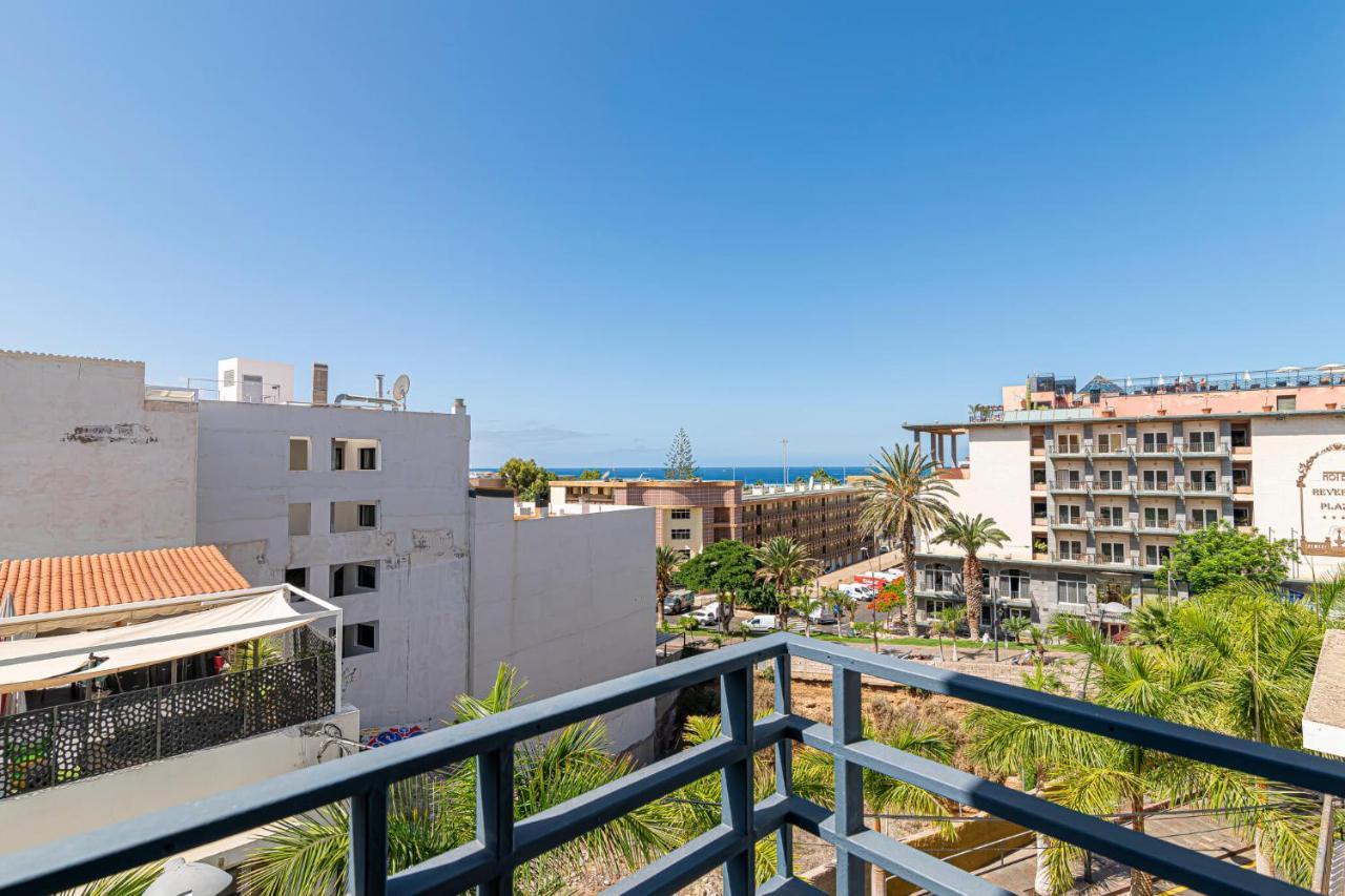 Luxury Holidays Suites, Playa De Los Cristianos لوس كريستيانوس المظهر الخارجي الصورة